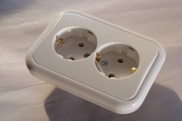 Electrical sockets